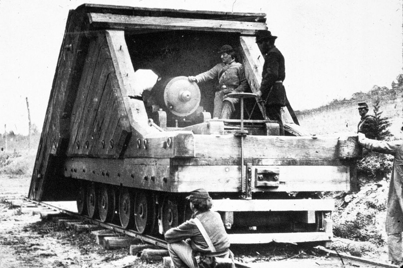 Cannon on Wheel | Getty Images Photo by MPI