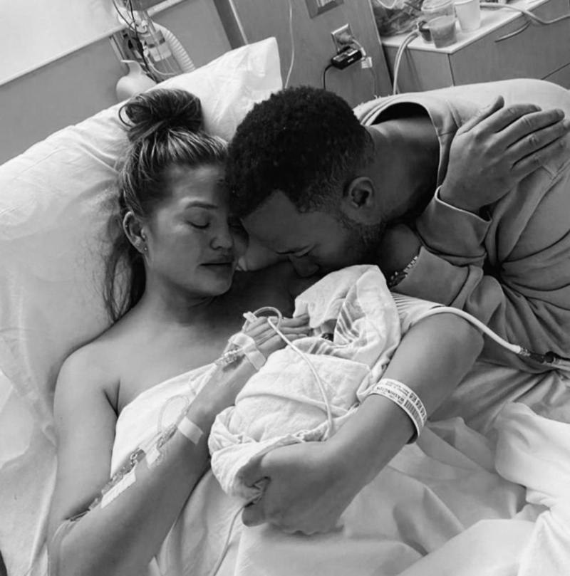 The Heartbreaking Story Unfolds | Instagram/@chrissyteigen