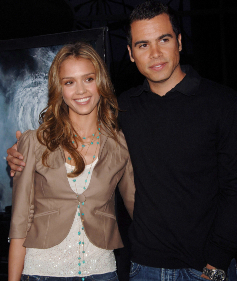 Jessica Alba and Cash Warren | Alamy Stock Photo by UPI Photo/Jim Ruymen