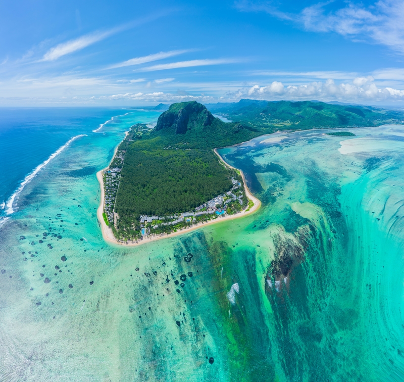 A Waterfall Under Water? | Alamy Stock Photo